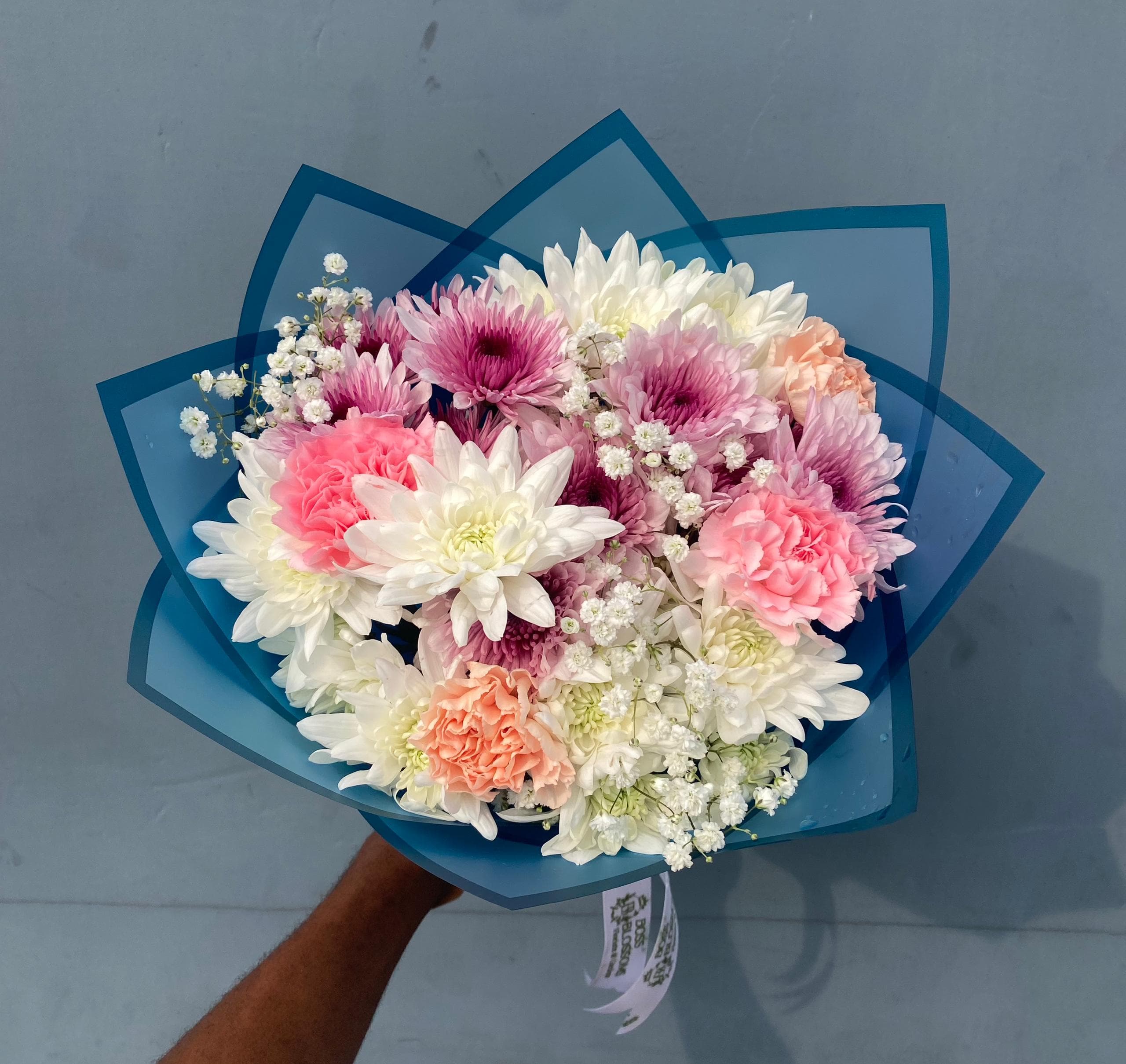 Adaline chrysanthemums mix with Gypso and carnations