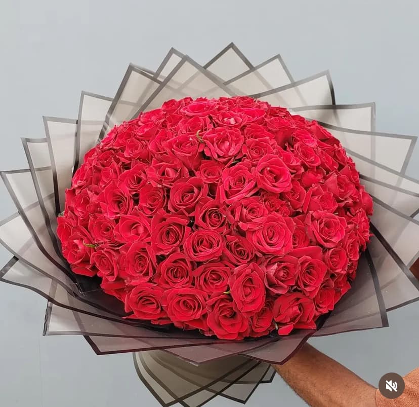 Red roses bouquet