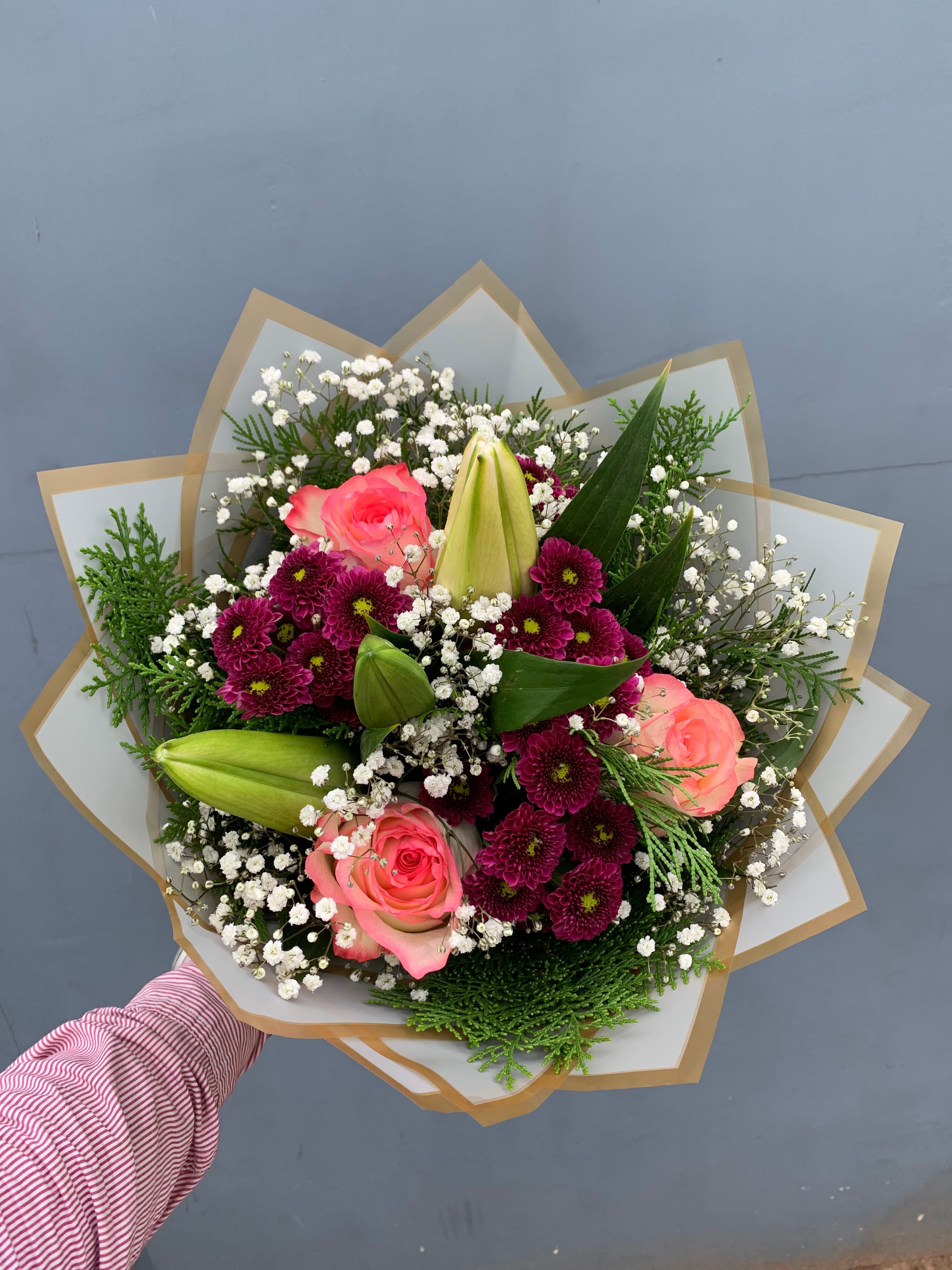 Lilies, roses, Gypso and greenery